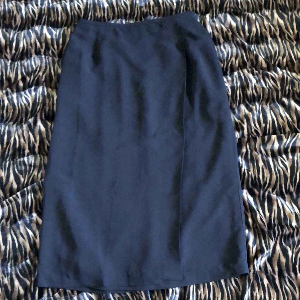Black long skirt without tag but never worn